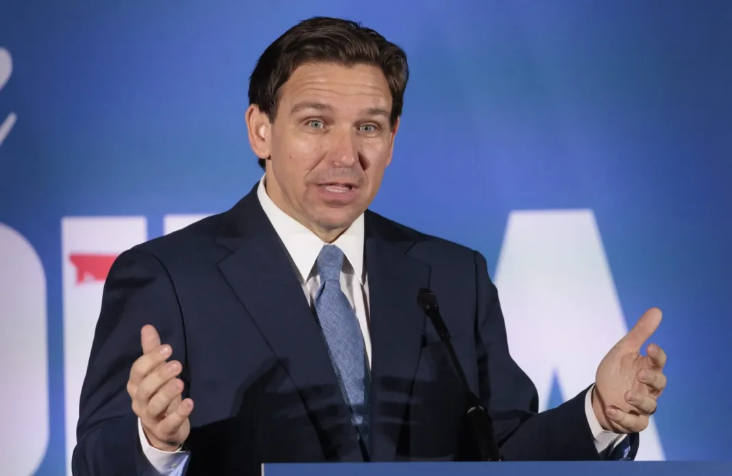 Florida veta los celulares en las aulas a partir de agosto