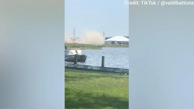 Helicóptero se estrella cerca de restaurante