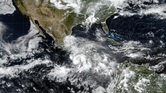 Huracán Erick