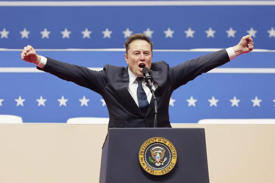 Musk congela proyecto clave para NASA tras presión de Trump