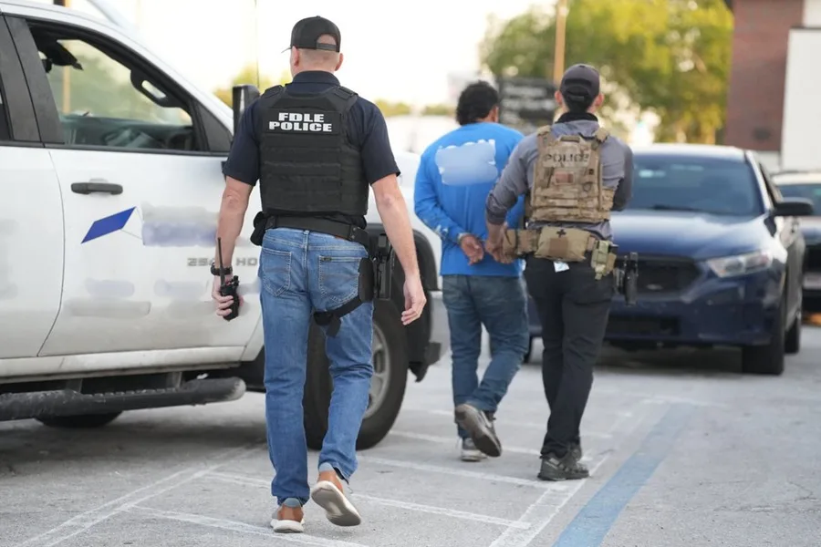Temor a redadas de ICE