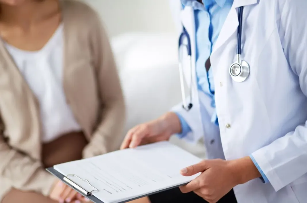 Texas aprueba ley histórica para médicos extranjeros