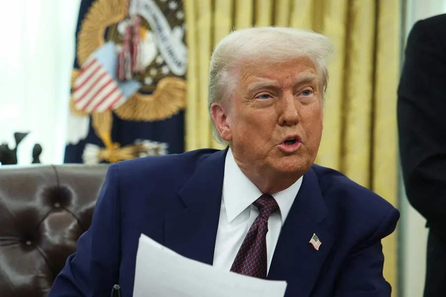 Trump planea ajustes a su política migratoria para proteger a agricultores