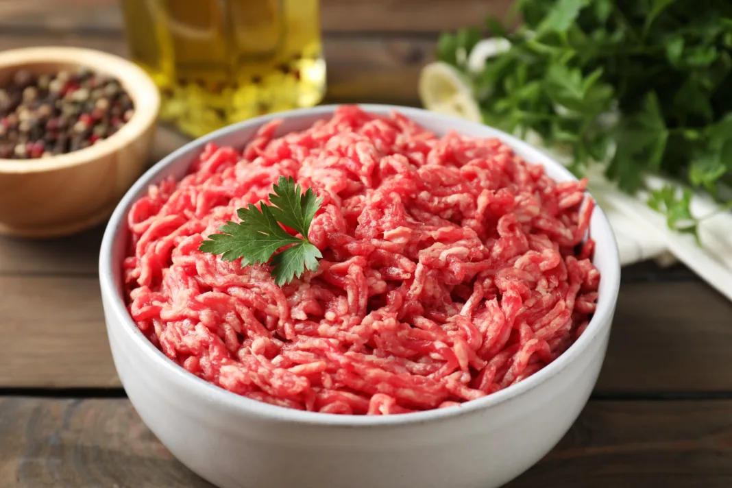 Salud en riesgo: Advierten sobre carne molida contaminada con E.coli