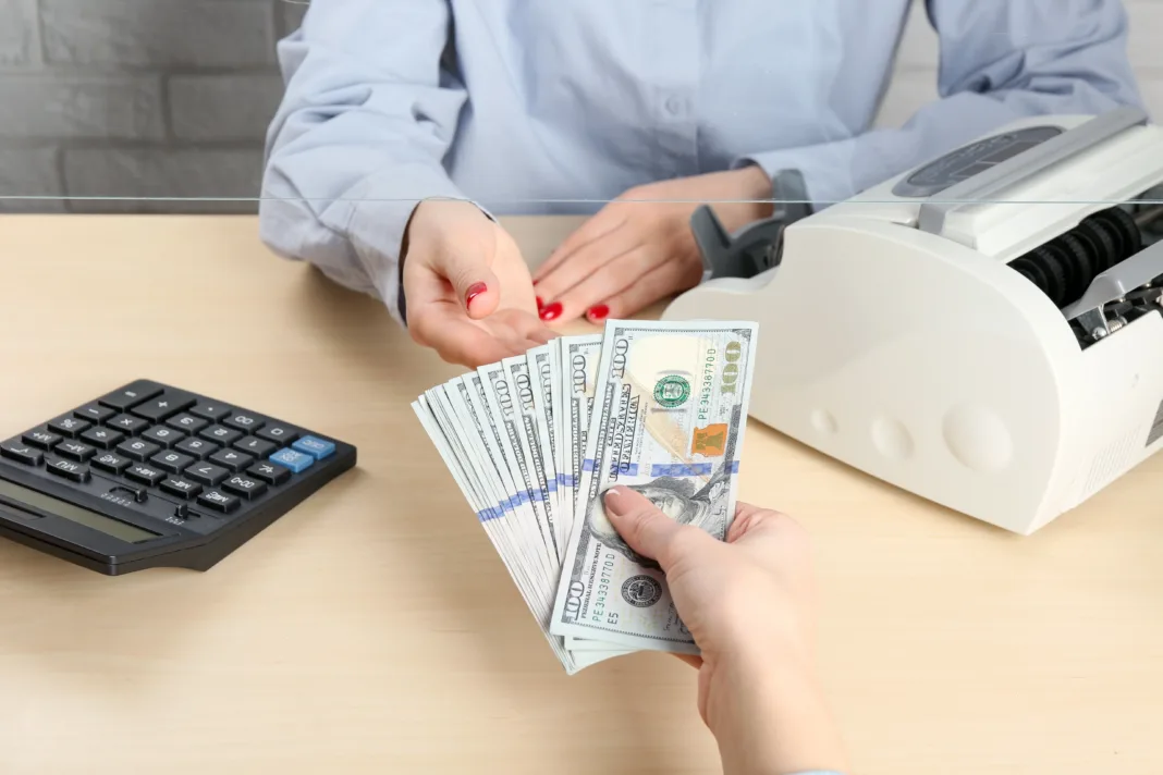 ¿Sin trabajo en 2025? Así funciona el seguro de desempleo en cada estado - Seguridad Social y SSI: estas son las fechas clave de pagos en julio - ¿Trabajas el 4 de julio? Esto debes saber sobre el pago doble en EE.UU.