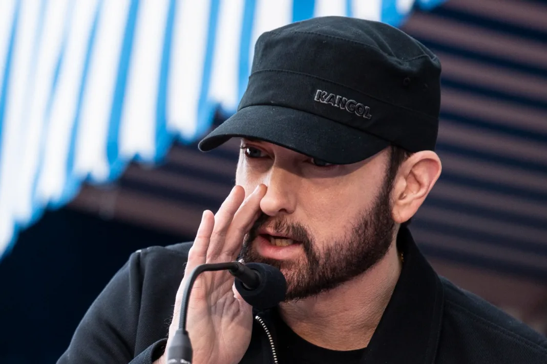 Eminem exige 109 millones a Meta por uso no autorizado de su música