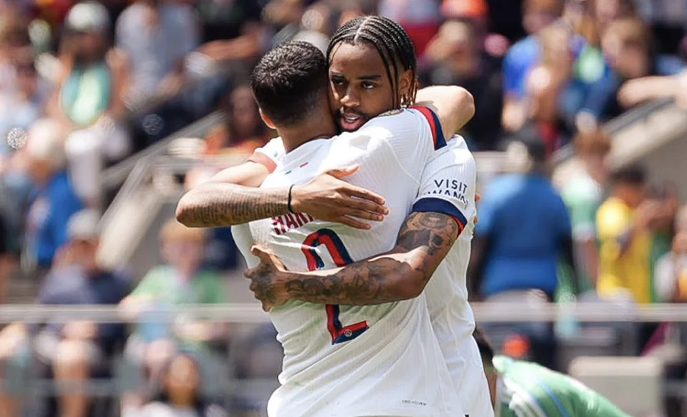 PSG venció 2-0 a Seattle Sounders y clasificó a los octavos