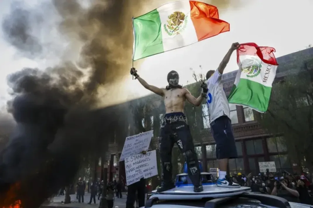 Alcaldesa de Los Ángeles impone toque de queda tras jornada de protestas
