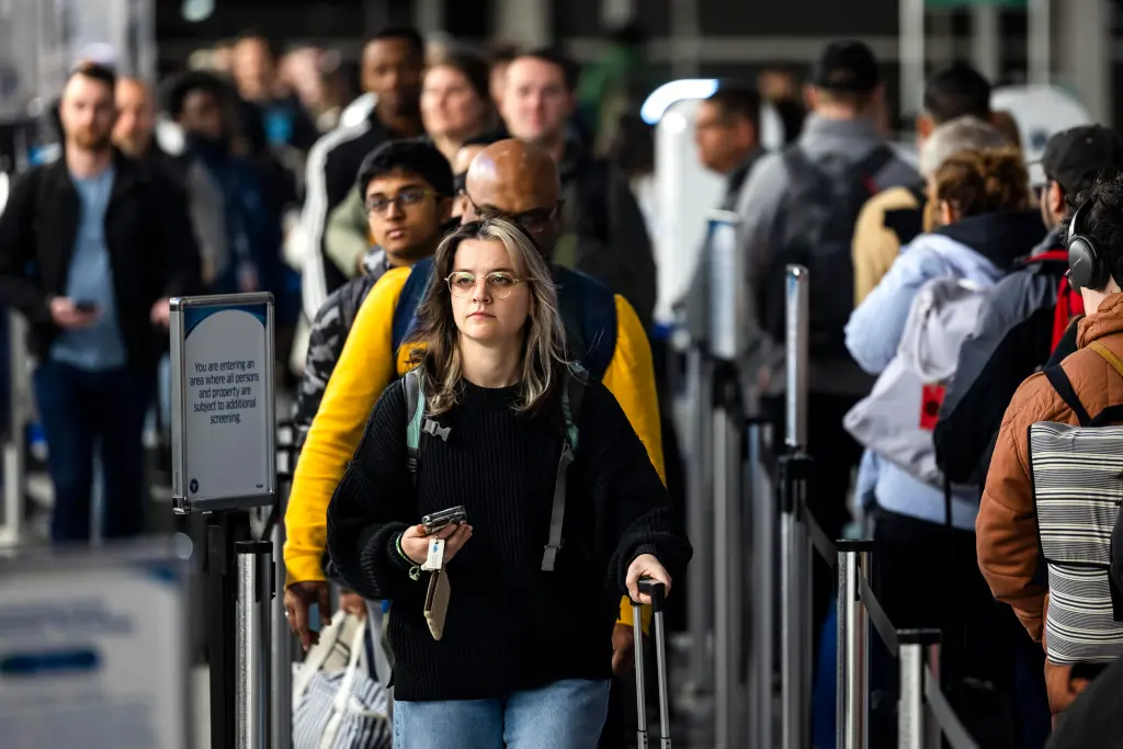 EE.UU. aclara que no cancelará visas actuales tras veto migratorio de Trump: ¿A quiénes afecta?