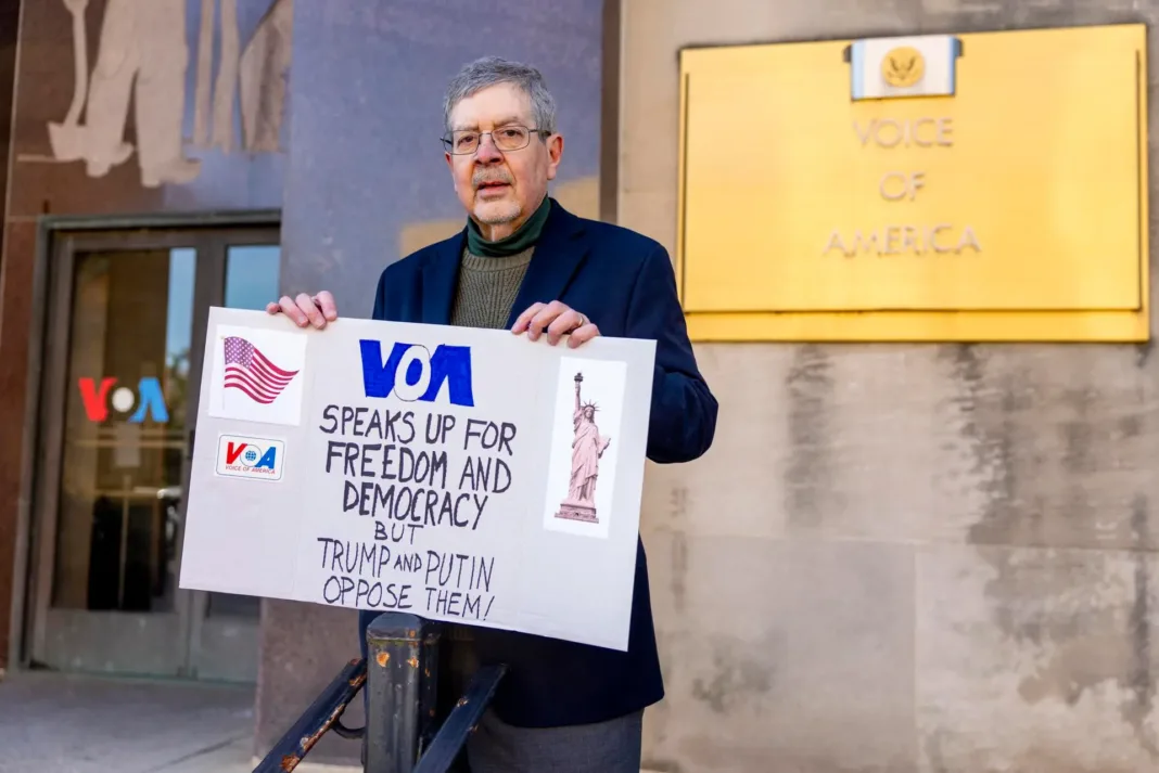 Voice of America sufre purga bajo Trump: Más de 600 despidos