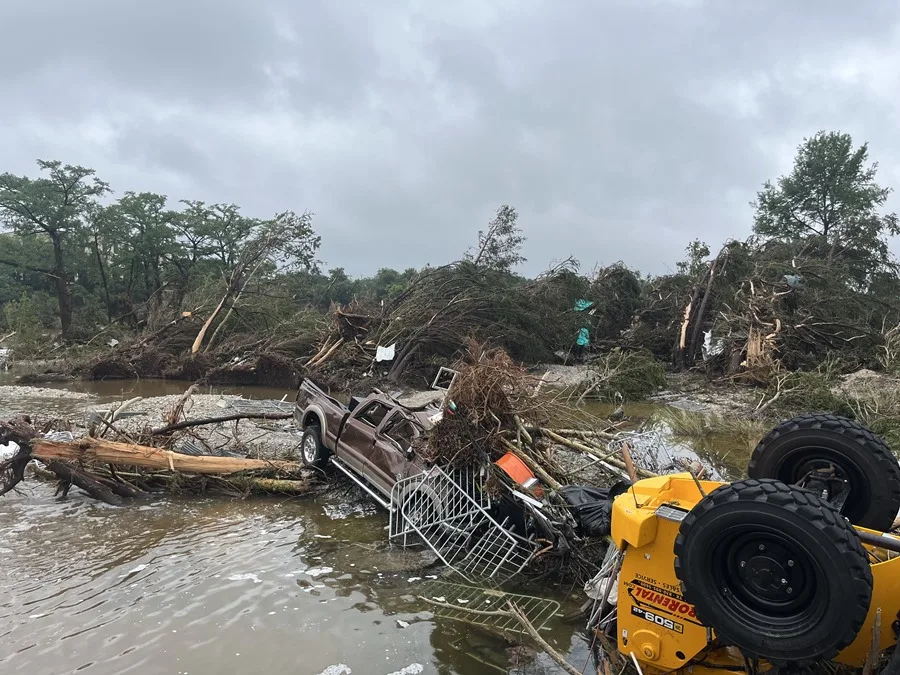 Inundaciones en Texas dejan 52 muertos