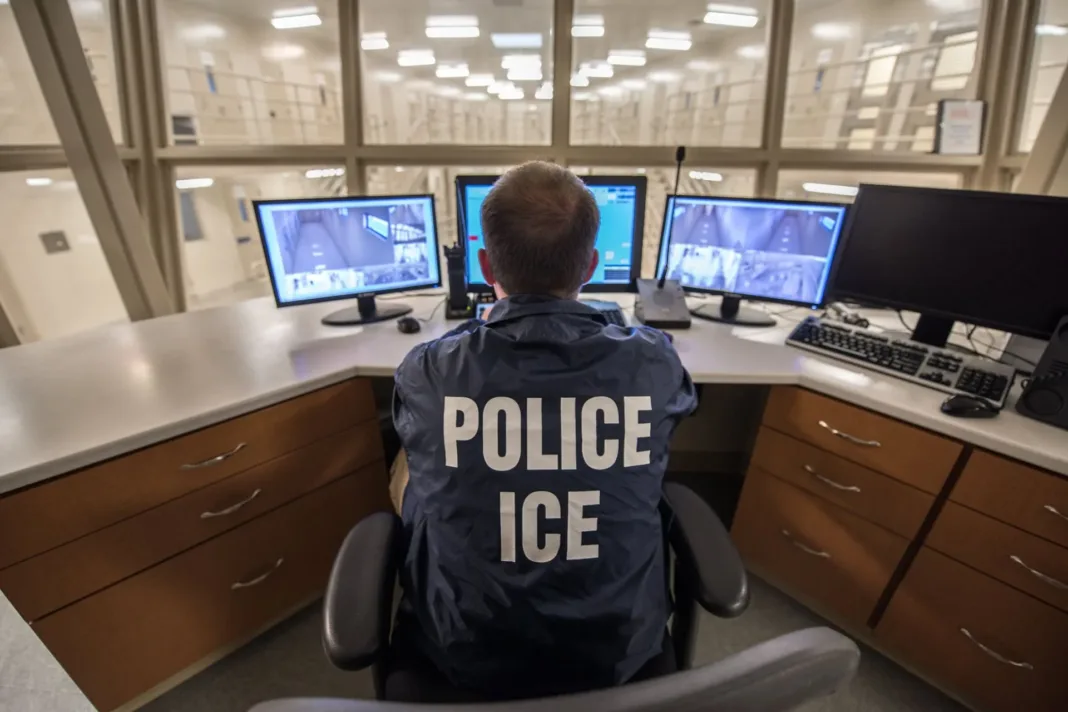 ICE: Proponen base de datos con información sobre agentes