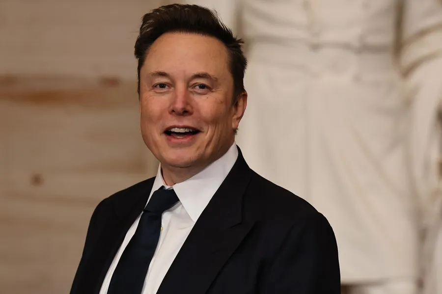 Controversia con IA de Musk: ¿Grok difunde mensajes antisemitas?