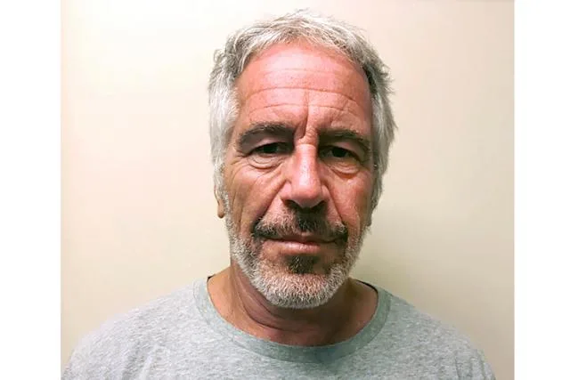 lista de Epstein divide al movimiento MAGA