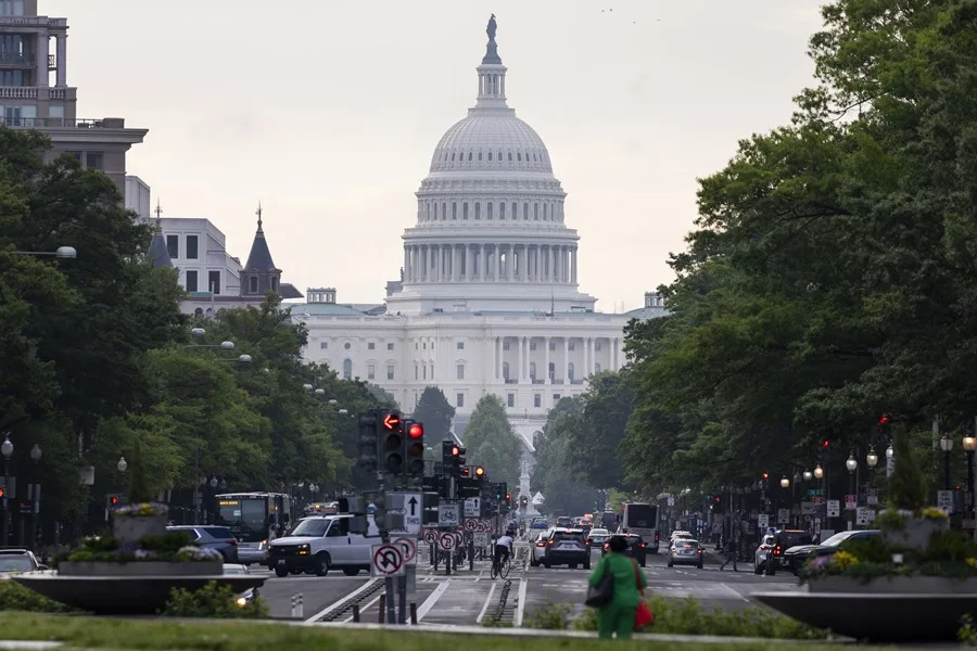 Virginia, Maryland y Washington lanzan nuevas leyes: impuestos, tránsito y seguridad